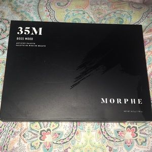 Morphe 35M Boss Mood palette